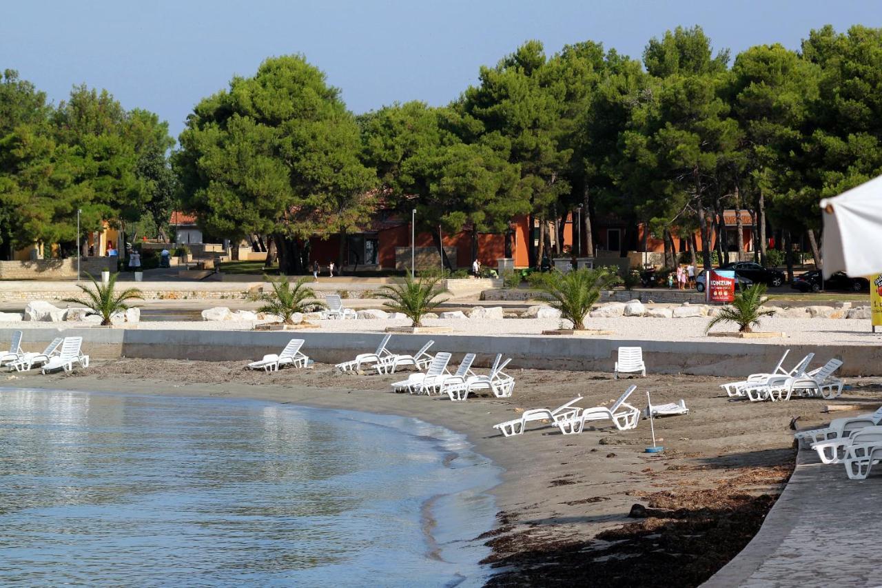 Apartments With A Parking Space Umag - 7109 المظهر الخارجي الصورة